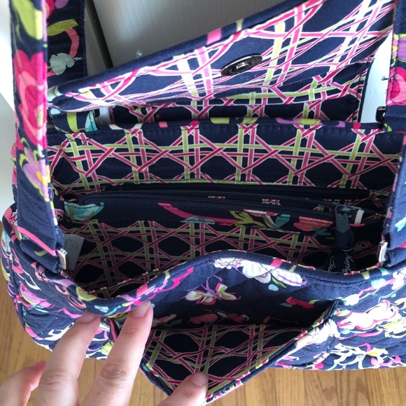 🌺Vera Bradley Ribbons Navy Blue Pattern Shoulder Bag🌺 - Picture 8 of 12